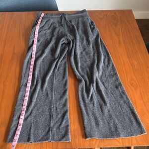 Uniqlo Gray Knit Pants